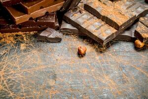 Kakao Pulver mit Schokolade. foto