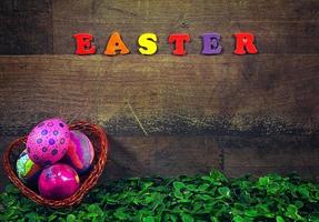 Ostern Ostereier Feiertagsfeier im Frühling foto