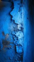 ein Blau gemalt Mauer mit Peeling Farbe generativ ai foto