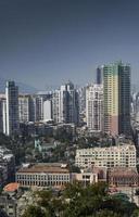 Blick auf die städtische Skyline von der Festung Guia mit Hochhäusern in Central Macau City China?