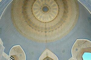 architektonisch Detail von ein Moschee Kuppel Gebäude. Hintergrund. ai generativ Profi Foto
