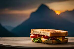 ein Sandwich sitzt auf ein hölzern Tabelle mit Berge im das Hintergrund. KI-generiert foto