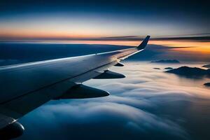 ein Flugzeug Flügel fliegend Über das Wolken beim Sonnenuntergang. KI-generiert foto