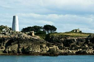 Bretonisch Semaphor und Leuchtturm auf brehat Insel foto