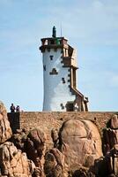 Bretonisch Semaphor und Leuchtturm auf brehat Insel foto