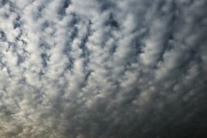 dramatisch Wolke und Himmel Hintergrund. foto