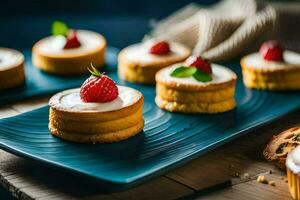 klein Kuchen mit Sahne und Erdbeeren auf ein Blau Platte. KI-generiert foto