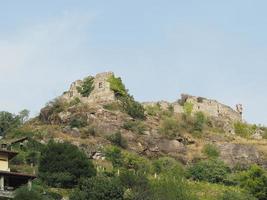 Burgruine in Pont Saint Martin foto