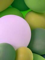 festlich Hintergrund von Luftballons. Grün Luftballons. abstrakt Hintergrund foto
