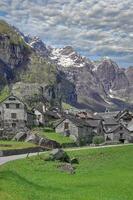 traditionell Dorf von sonlerto im val Bavona, Tessin Kanton, Schweiz foto