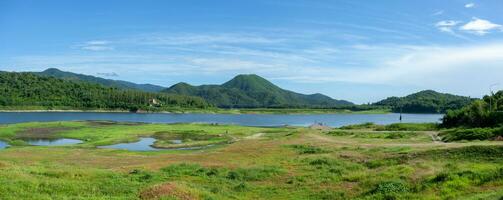 Huai tha khie Reservoir Aussicht Punkt, Verbot kha Bezirk, Ratchaburi Provinz, Thailand foto