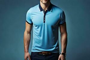 ein Mann im ein Blau Polo Hemd und schwarz Hose. KI-generiert foto
