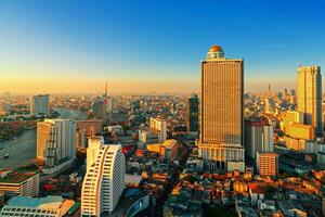 das Stadt im das Abend, Bangkok Stadt, Thailand foto