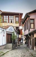traditionelle Häuser und gepflasterte Straße in der Altstadt von Plovdiv, Bulgarien?