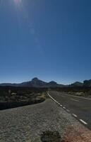 Landschaft von das Kanarienvogel Insel von Tenerife im das Center von das Insel mit ein wolkenlos Himmel foto