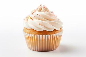 Cupcake mit Rosa Sträusel auf Weiß Hintergrund, schließen oben ai generiert foto