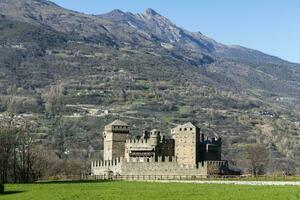 das berühmt Schloss von Fenis aosta Senke Italien foto