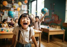 heiter wenig asiatisch Junge Stehen aufgeregt im Klassenzimmer. generativ ai foto