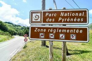 ein Zeichen Das liest parc National des Pyrenäen foto