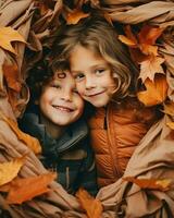 zwei froh Kinder, ihr Gesichter strahlend, umgeben durch beschwingt Herbst Blätter, Erstellen ein malerisch Moment von rein Glück.. generativ ai foto