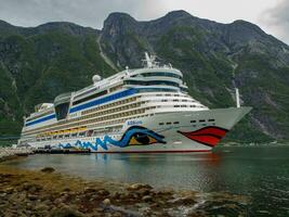 Schiff Kreuzfahrt im Norwegen foto
