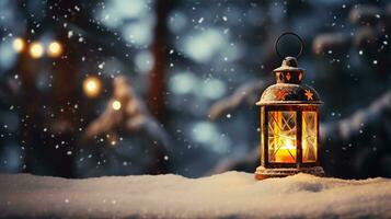 Weihnachten Laterne Licht auf Schnee Hintergrund mit Tanne Ast im Abend Szene, ai generiert foto