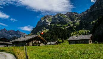 schweizerisch Alpen Landschaft foto