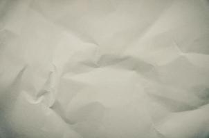 weißer Hintergrund und Tapete durch zerknitterte Papierstruktur. foto
