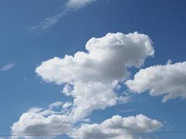 Himmel mit Wolkenhintergrund foto