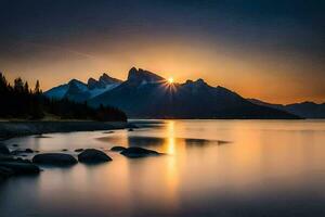 das Sonne steigt an Über Berge und Wasser. KI-generiert foto