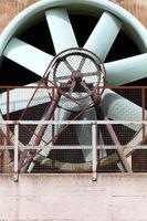 verlassene industrielle alte fabrik landschaftpark duisburg nord foto