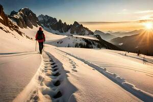 ein Person Gehen auf Schnee bedeckt Berg beim Sonnenuntergang. KI-generiert foto