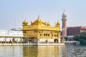 schön Aussicht von golden Tempel - - Harmandir sahib im Amritsar, Punjab, Indien, berühmt indisch Sikh Wahrzeichen, golden Tempel, das Main Heiligtum von sikhs im Amritsar, Indien foto