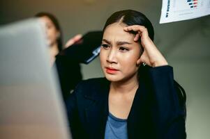 emotional betonen, Überarbeitung, Stress von arbeiten, auch viel Arbeit Arbeit Probleme Ausbrennen Bedingung foto