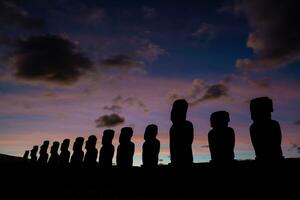 das uralt Moai auf Ostern Insel von Chile foto