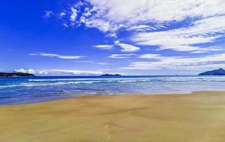 Praia Lopes Mendes Strand auf der tropischen Insel Ilha Grande Brasilien. foto