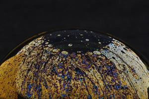 schöne psychedelische Abstraktionen auf der Oberfläche Seifenblasen foto