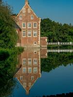 Schloss und Park im Westfalen foto