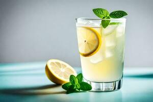 ein Glas von Limonade mit Minze Blätter und Eis. KI-generiert foto
