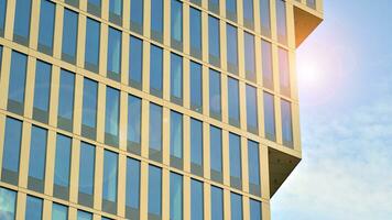 modern Gebäude.modern Büro Gebäude mit Fassade von Glas foto