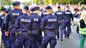 Warschau, Polen. 1 Oktober 2023. März von ein Million Herzen. Polizei Einheiten Sicherung Opposition Demonstrationen. foto