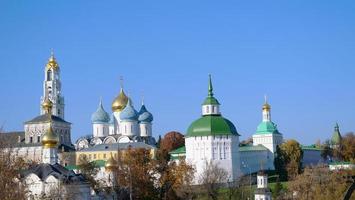 trinity sergius lavra in sergiev posad in moskau russland foto