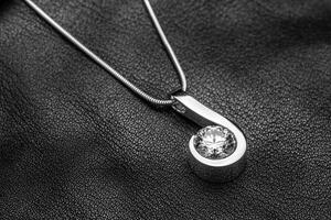 Diamant Anhänger Halsketten foto