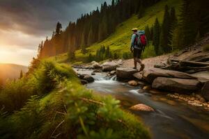 ein Mann mit ein Rucksack ist Gehen entlang ein Strom im das Berge. KI-generiert foto