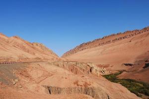 Flammendes Bergtal in der Provinz Turpan Xinjiang China. foto