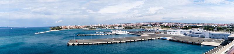 zadar aus der perspektive des kreuzfahrtterminals foto