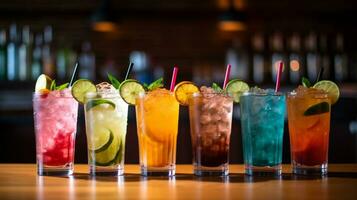 Vielfalt kalt Getränke von frisch Obst im Glas. tropisch Sommer- Obst Getränke. ai generiert foto