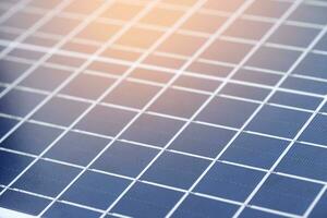 Solar- Panel mit Sonnenlicht ist sauber Energie zu reduzieren global Erwärmen foto