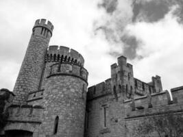 alt keltisch Schloss Turm, Schwarzfels Schloss im Irland. Schwarzfels Observatorium Festung foto