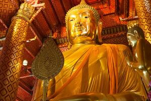 das Main Buddha Bild, wat Phanan choeng im Ayutthaya. foto